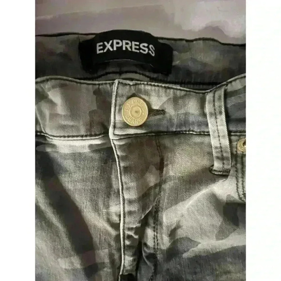 Women's Camo Ankle Leggings Mid-Rise Size 8 Express - Picture 4 of 6